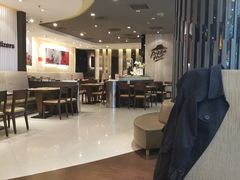 大堂-必胜客(百联又一城店)