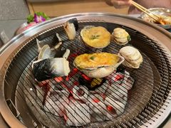 -围炉肉舍•炭烤活鳗•丹东海鲜烤肉(步行街店)