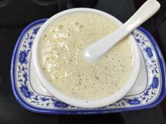 椰汁杏仁露-百花传统甜品店(原址店)