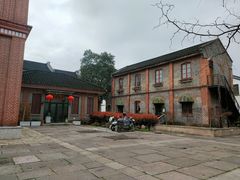 -佬钱湾仔(衣裳街店)
