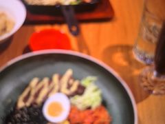-豪客嘉族·麦尼顿西餐厅(乐福天下店)