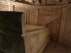 -洛阳古墓博物馆