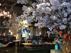 大堂-遇花缘·点心·中西融合菜(美吉特广场店)