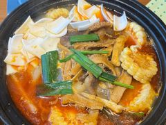 襄阳砂锅牛三鲜-莲餐厅·湖北菜·潜江小龙虾店(愚园路店)
