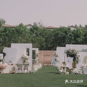 来自思念果岭的草坪，来自爱斯薇尔婚礼 “林墅涧清爽的