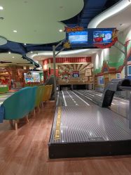 -MELAND CLUB亲子乐园•派对(虹桥万象城店)