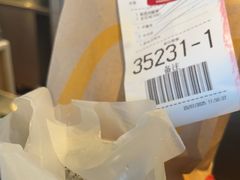-麦当劳(虹梅路地铁站店)
