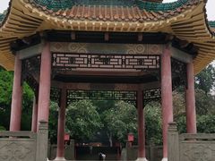 -英雄广场