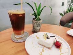 酸奶芝士蛋糕-25#COFFEE(古地石店)