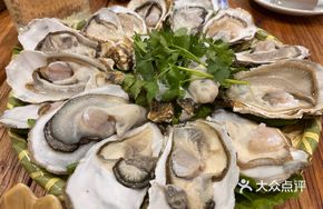 Clay Pot Oyster with Free-Range Egg and Chicken Kidney