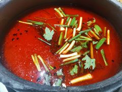 招牌红酸锅-贵府酸汤牛肉火锅·贵州老字号(飞山街店)