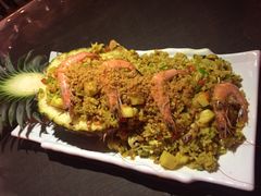 -拾光音乐餐酒吧(告庄星光夜市店)