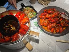 -巴厘龙虾·榜首油焖大虾(音乐学院·沿江酒馆店)