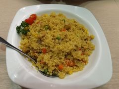 -佰搭果·广式茶餐厅(西华路店)