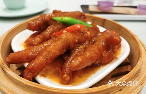 Braised Chicken Feet with Secret Sauce