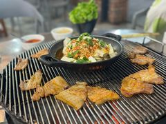 -小辣椒火盆烧烤(温泉南街店)