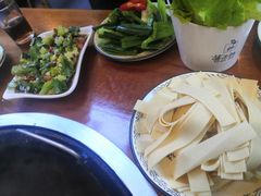 -曹丞相·地锅鸡·地锅鱼(武林店)