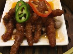 -新大咀港式茶餐厅(宝山万达店)