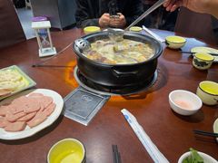 -菌之家·专业纯野生菌火锅·特色炒菌