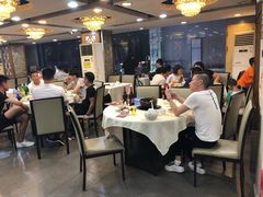 大堂-渝君重庆火锅(嘉宾路店)