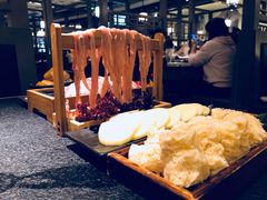 -湊湊火锅·茶憩(打浦桥日月光店)