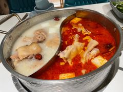 猪手鸳鸯锅-小街猪手(团结湖店)
