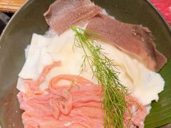 -三出山火锅(南京万象天地店)