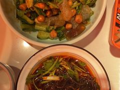 -鸣记脆皮烤鱼·海鲜烤鱼(三八广场店)