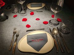 -弦月窗LUNETTE BY AMANDA(复兴路店)