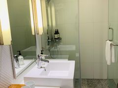 -全季酒店(上海火车站天目西路店)