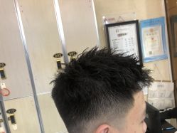-佰亿Salon·烫染造型