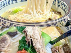 -蒙自源米线大王(江南西路店)