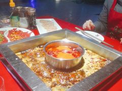 -二荆条·蜀鲜汇城市森林火锅