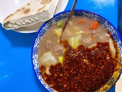 多加辣子更香-刘老虎肉丸糊辣汤(总店)