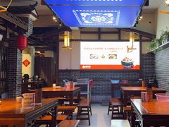 -唐师傅湘西名菜馆(武陵路店)