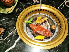 -山川小町·极番烧肉(新地假日广场店)