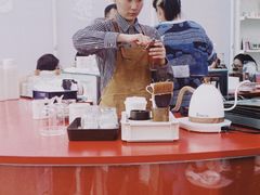 -UNI UNI(环亚凯瑟琳店)