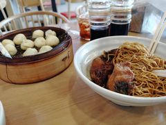 -佬钱湾仔(衣裳街店)