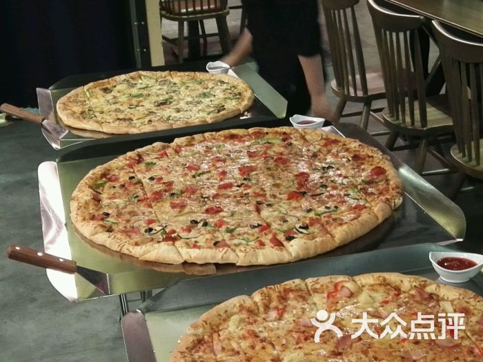 乌巢比萨主义主题餐厅(天津嘉里汇店)乌巢披萨图片 第757张