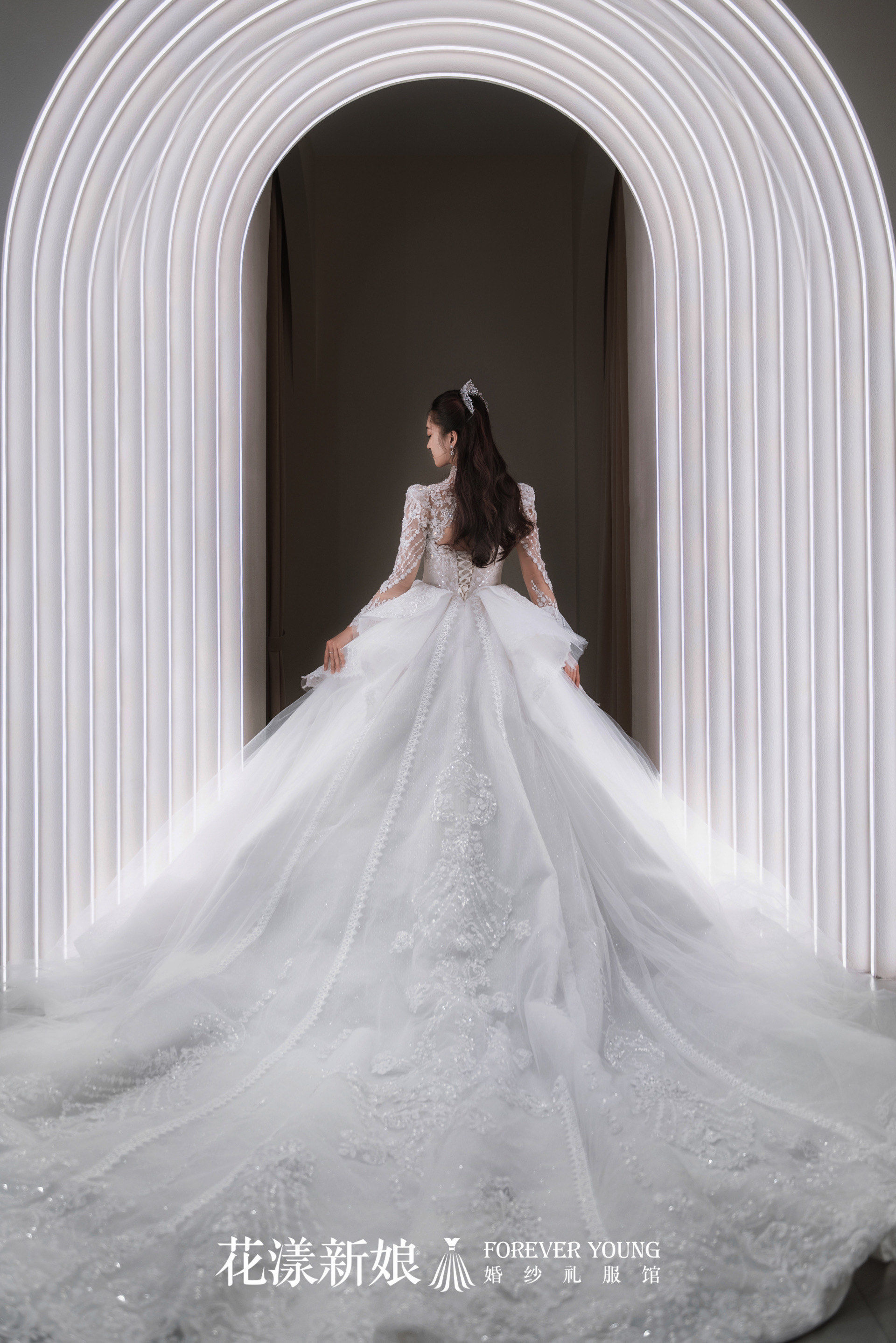 n轻松驾驭高级女神范儿
这不就是妥妥的人间香奈儿🥀
#太原婚纱