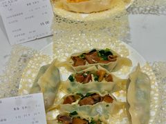 -品海楼·大连海胆锅贴馆(东港店)