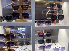 -宝岛眼镜·蔡司-依视路授权店(绿地缤纷城店)