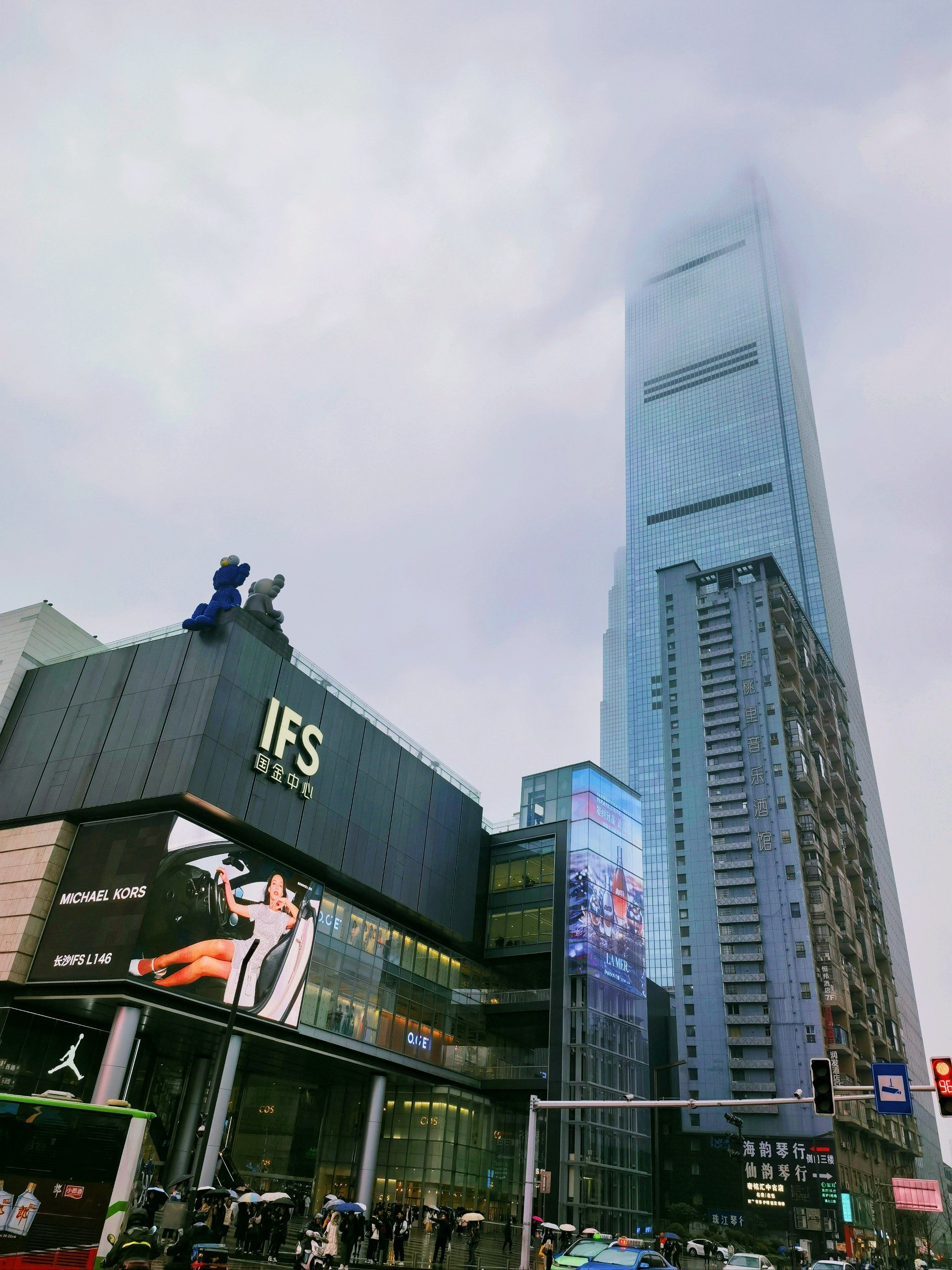 长沙国金中心ifs,长沙地标性建筑,也是近几年长沙的网红打卡地
