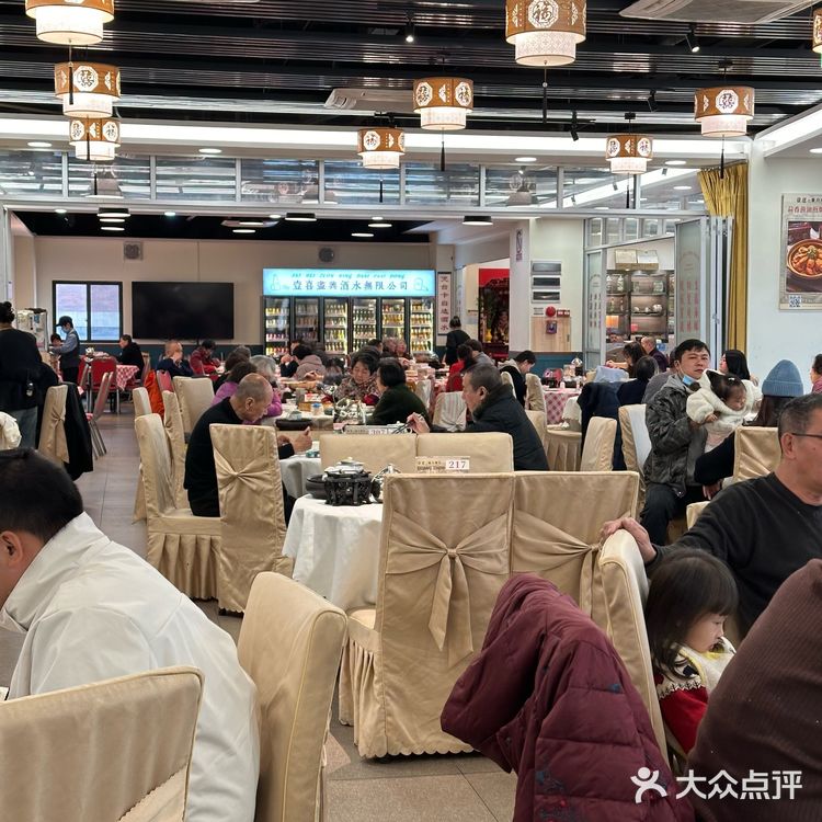 多数人都低估了开在酒店楼上的粤菜店实力