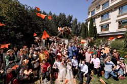 -花轿喜屋婚礼策划