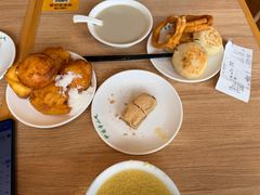 -护国寺小吃店(红莲南路店)