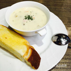 Ina Garten Clam Chowder Recipe: A Creamy, Classic, and Deliciously Easy Dish