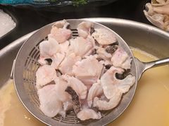 -鲜入唯煮·港式海鲜牛肉火锅(金宝街店)