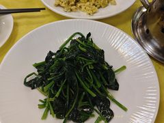香椿菊叶煎鸡蛋-清真马祥兴菜馆(云南北路店)