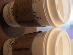 -星巴克(上海虹桥新天地二店)